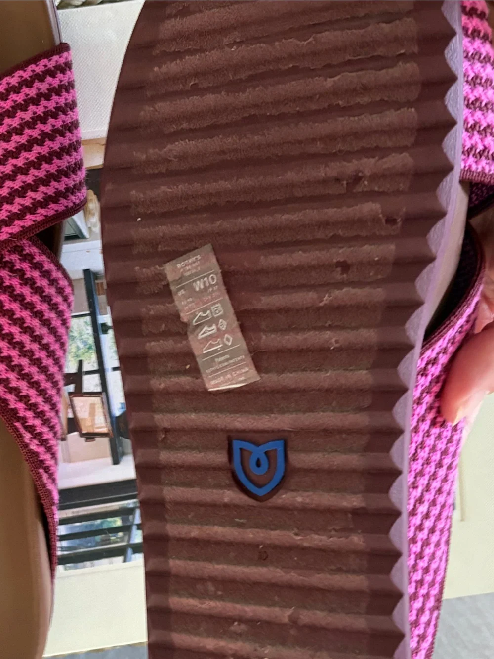 Rothys weekend slide